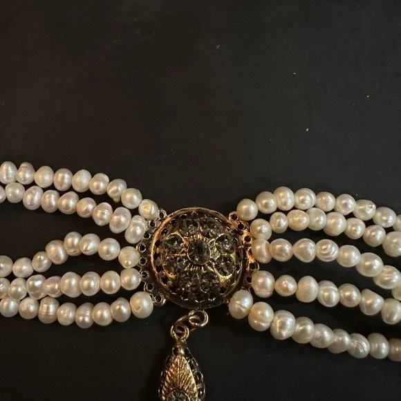 Mother-of-Pearl Round chokers 2 - Picture 5 of 7